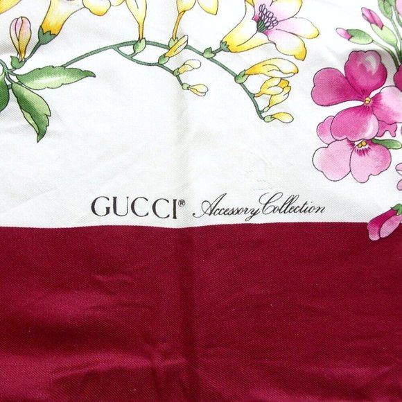 Authentic GUCCI Flora floral pattern scarf silk [Used] - Picture 7 of 11